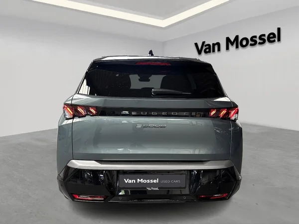 Peugeot e-5008 (2026) — foto 9 van 15