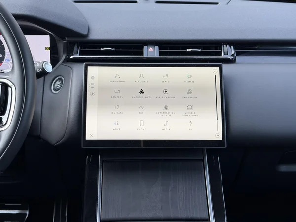 Land Rover Range Rover Velar (2024) — foto 17 van 28
