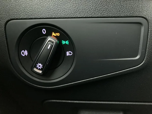 VOLKSWAGEN Tiguan Allspace (2021) — foto 21 van 36