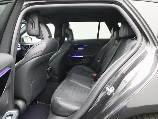 Mercedes-Benz C-Klasse (2023) — foto 2 van 60
