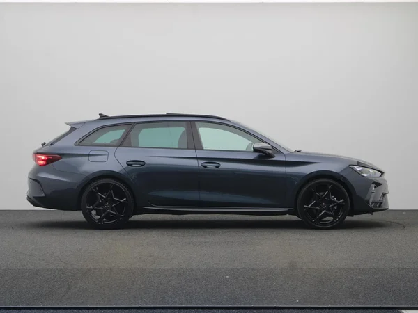 CUPRA Leon SW (2024) — foto 25 van 27