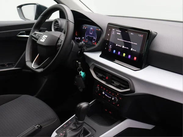 SEAT Arona (2024) — foto 12 van 16