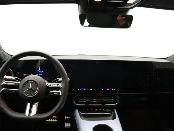 Mercedes-Benz CLA (2025) — foto 10 van 24