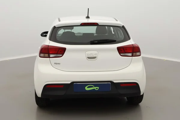 Kia Rio (2022) — foto 20 van 25