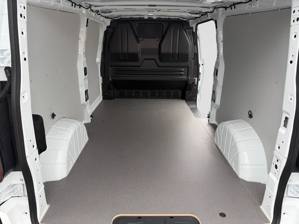 VOLKSWAGEN Transporter T7 30 Fou Lwb (2026) — foto 9 van 23