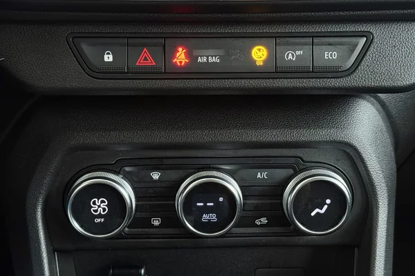 Dacia Sandero Stepway (2022) — foto 3 van 31
