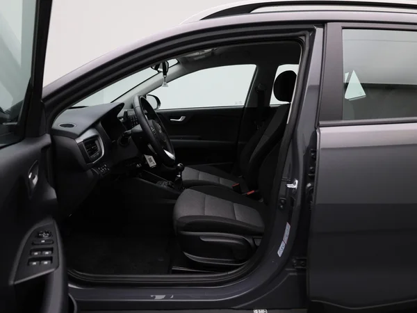Kia Stonic (2022) — foto 37 van 37