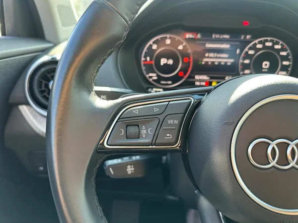 AUDI Q2 Dsl (2021) — foto 9 van 31