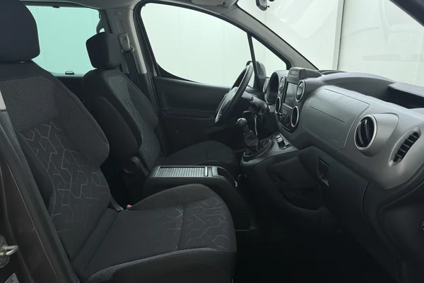Peugeot Partner Tepee 2plc (2018) — foto 18 van 20