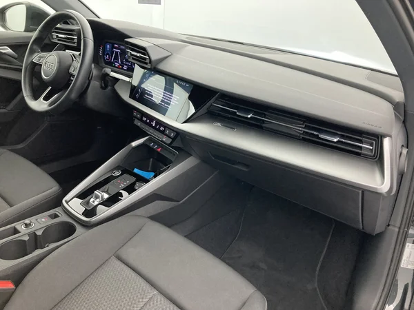 AUDI A3 Sedan (2022) — foto 9 van 36