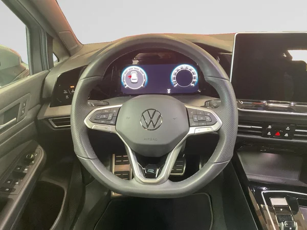 VOLKSWAGEN Golf VIII (2025) — foto 4 van 22