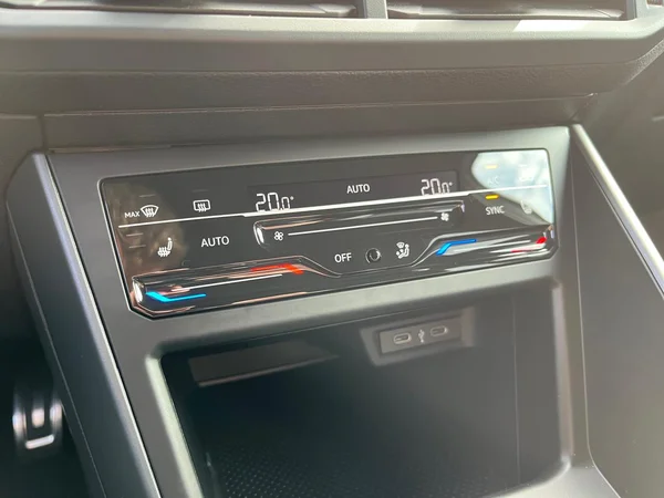 VOLKSWAGEN Taigo (2024) — foto 9 van 22