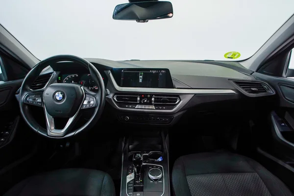 BMW 1 Hatch (F40) (2022) — foto 3 van 56