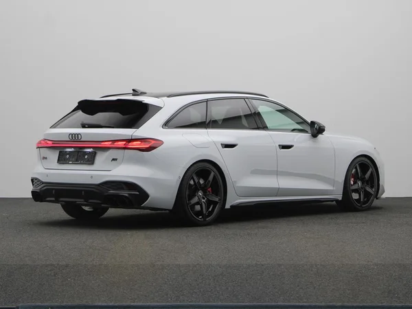 AUDI S5 Avant (2026) — foto 12 van 22