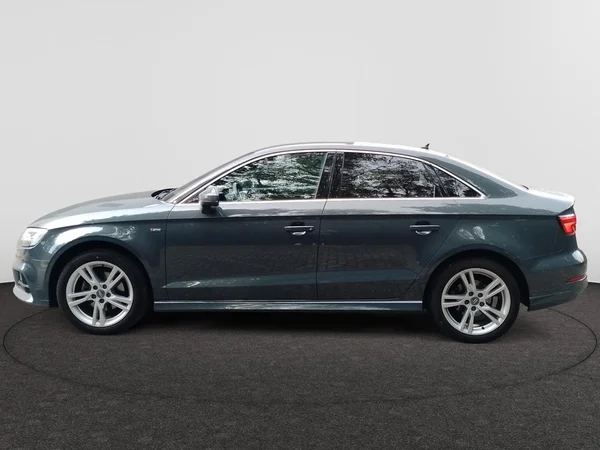AUDI A3 Sedan (2020) — foto 12 van 23