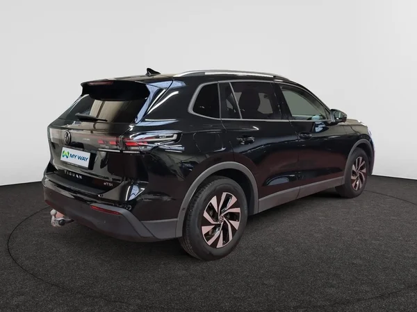 VOLKSWAGEN Tiguan (2025) — foto 20 van 23
