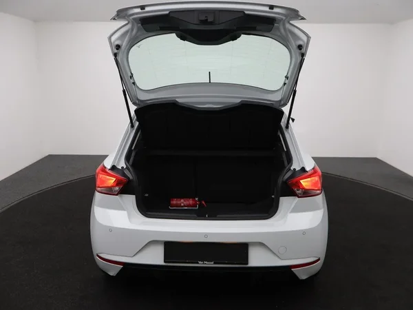 SEAT Ibiza (2022) — foto 2 van 23