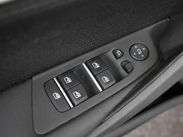 BMW 530 (2021) — foto 24 van 35