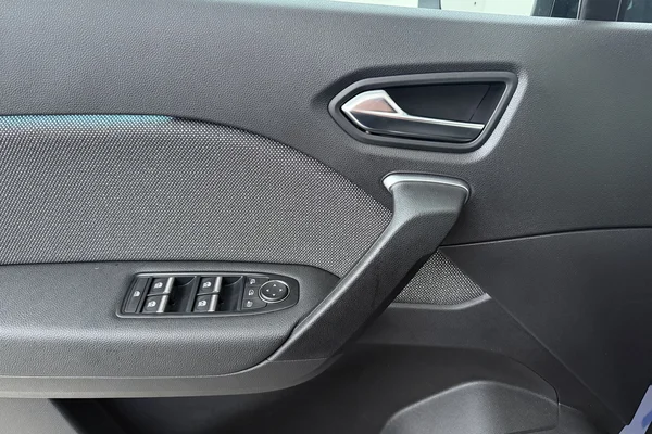 Renault Captur E-Tech (HEV) (2026) — foto 8 van 17