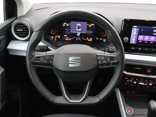 SEAT Arona (2025) — foto 4 van 24
