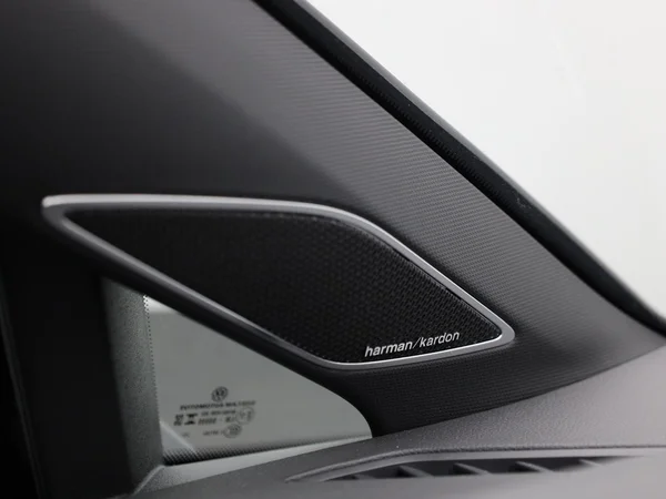 VOLKSWAGEN Golf VIII (2025) — foto 14 van 22