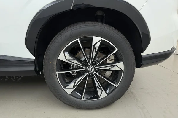 MG HS Hybrid+ (HEV) (2026) — foto 17 van 20