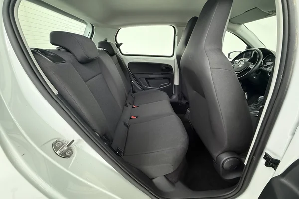 Volkswagen Up! (2022) — foto 7 van 33