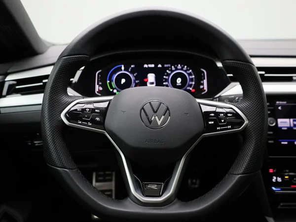 Volkswagen Arteon (2023) — foto 47 van 49
