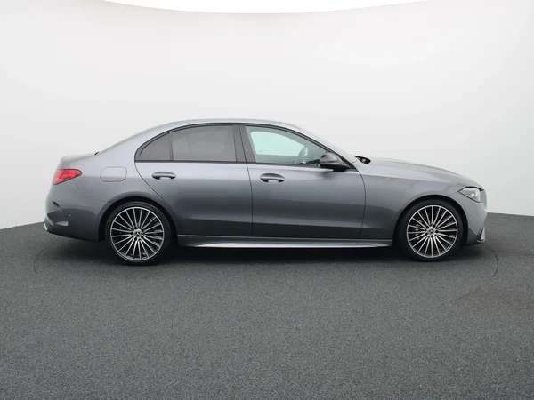 Mercedes-Benz C-Klasse (2022) — foto 22 van 25