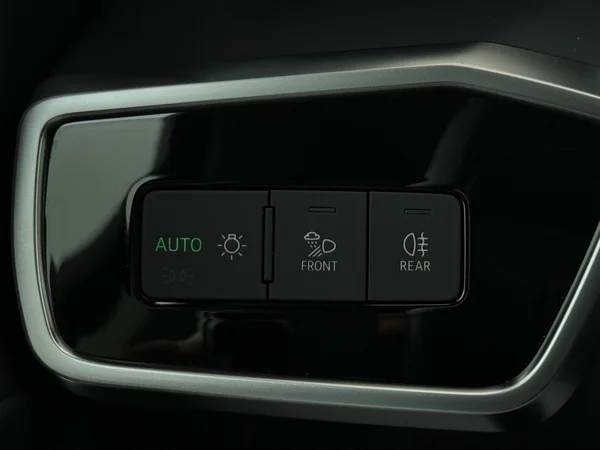 AUDI A6 (2021) — foto 20 van 32