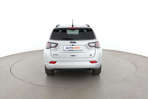 Jeep Compass (2022) — foto 11 van 16
