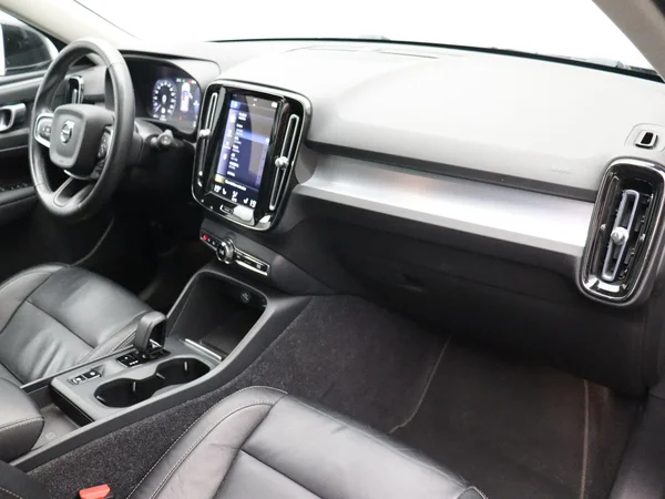 Volvo XC40 (2022) — foto 16 van 24