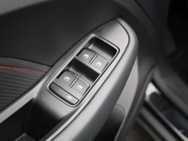 MG ZS (2023) — foto 18 van 34