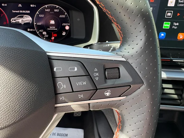 SEAT Leon ST (2024) — foto 3 van 21