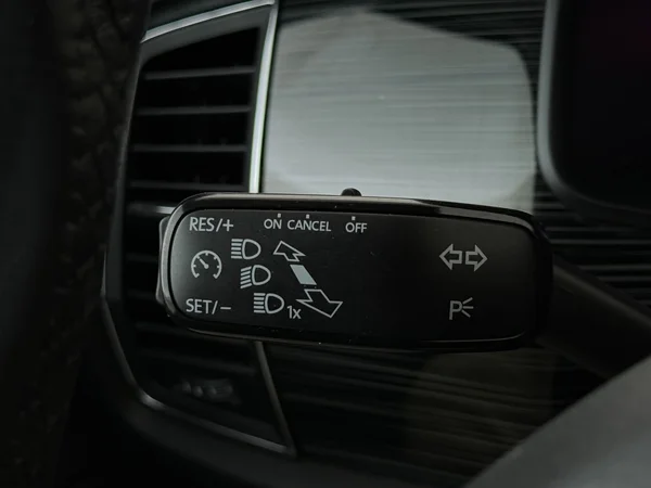 SKODA Kodiaq (2019) — foto 9 van 28