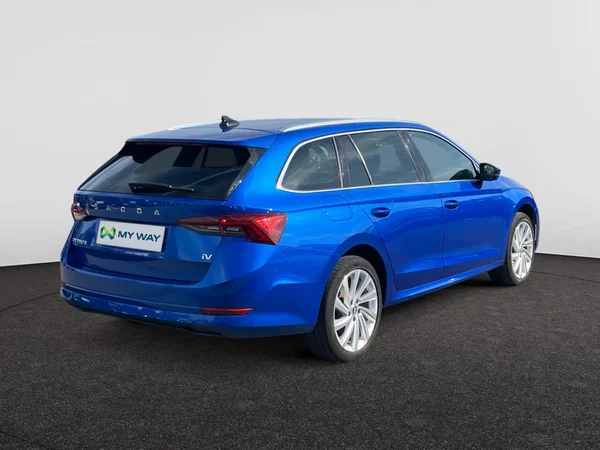 SKODA Octavia Combi PHEV (2020) — foto 7 van 26