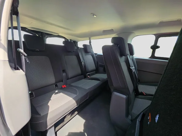 VOLKSWAGEN Transporter T7 32 Combi Lwb Dsl (2025) — foto 11 van 24