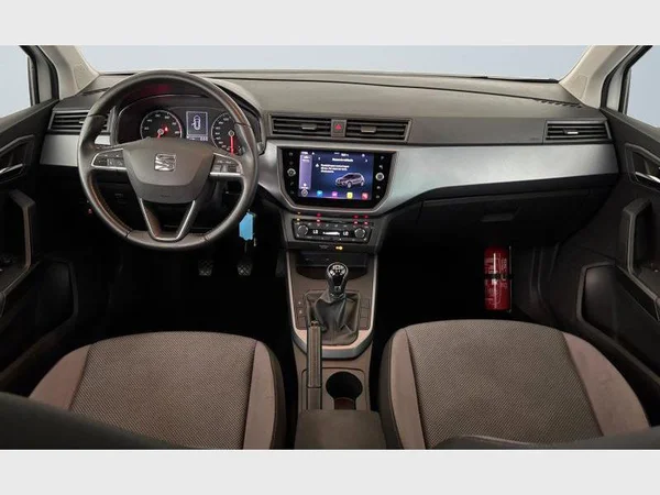 Seat Arona (2021) — foto 2 van 15