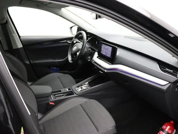 SKODA Octavia Combi (2023) — foto 14 van 18