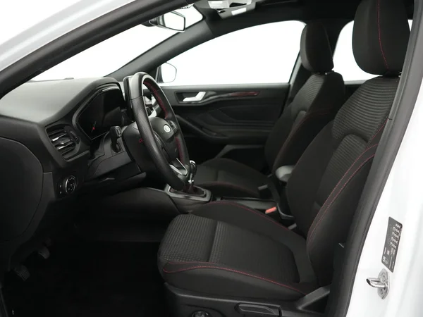 Ford Focus (2024) — foto 3 van 22
