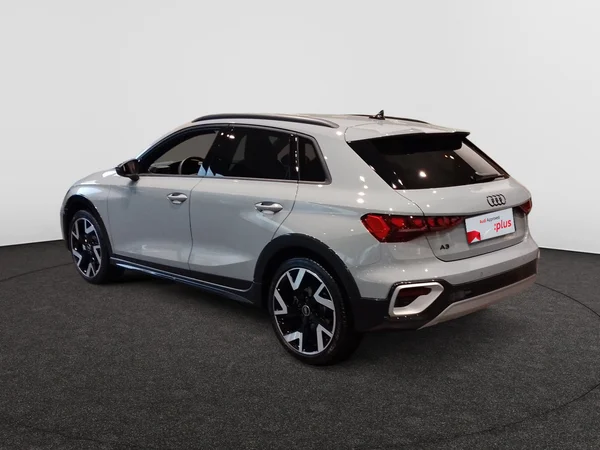 AUDI A3 Alltstreet (2024) — foto 6 van 13