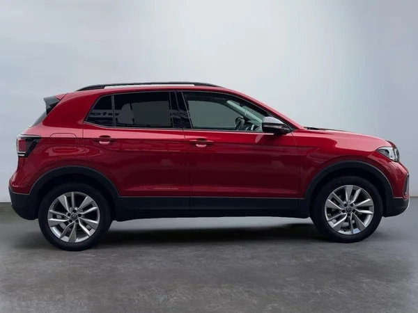 VOLKSWAGEN T-Cross (2024) — foto 24 van 29