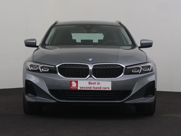 BMW 320 (2022) — foto 31 van 33