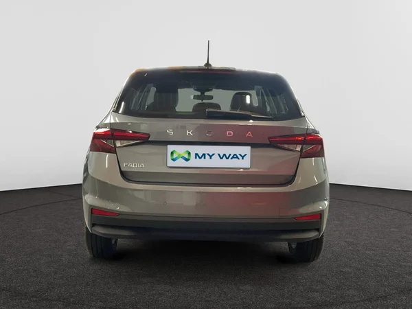 SKODA Fabia (2024) — foto 17 van 22
