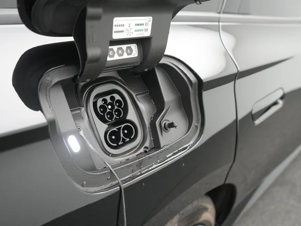 VOLKSWAGEN ID.7 Tourer (2026) — foto 10 van 39