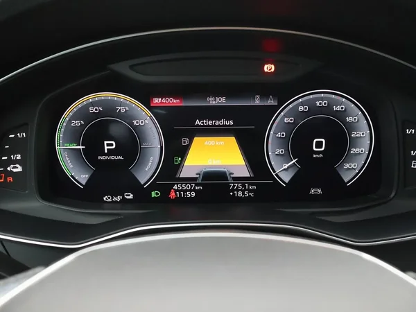 Audi A6 (2020) — foto 7 van 32