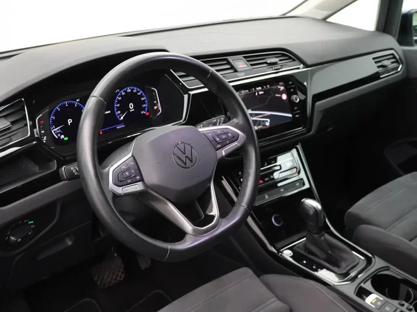 Volkswagen Touran (2023) — foto 31 van 31