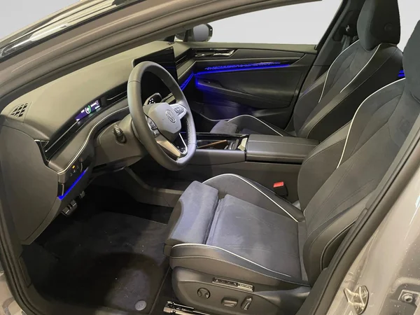 VOLKSWAGEN ID.7 Tourer (2026) — foto 4 van 20
