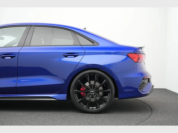 AUDI RS3 Sedan (2023) — foto 34 van 36