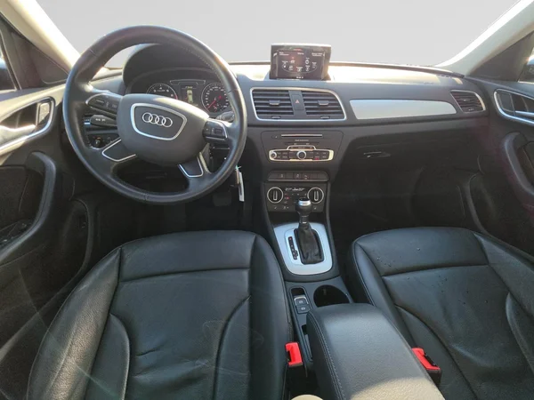 AUDI Q3 (2017) — foto 2 van 24